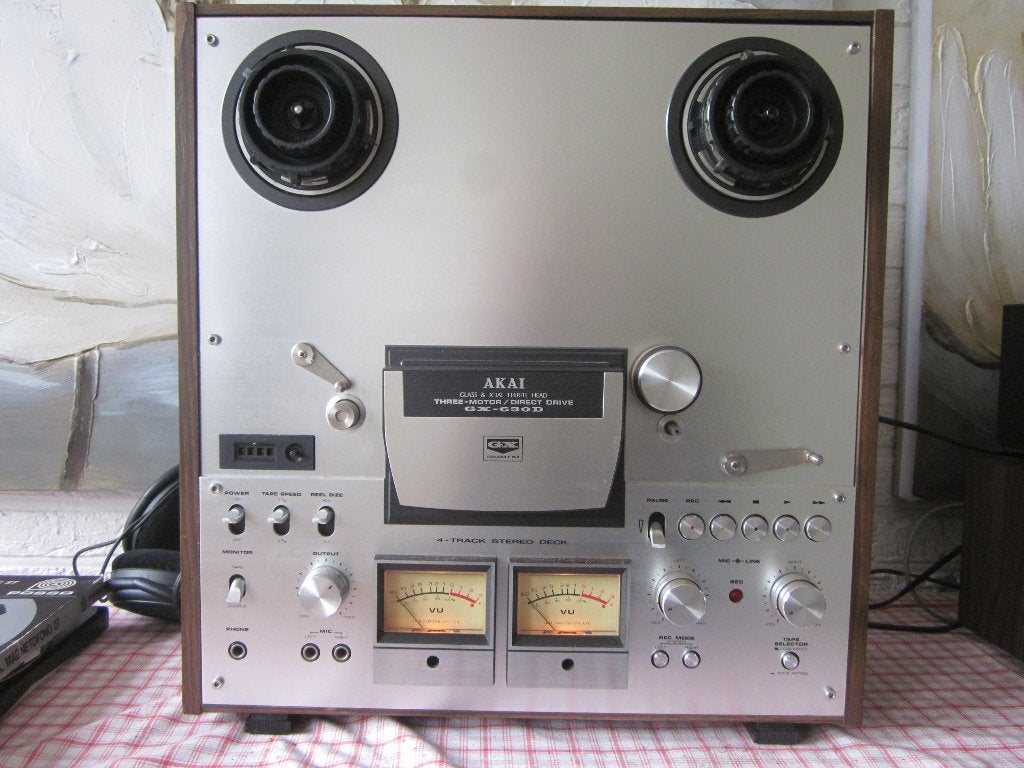 AKAI GX 630 D, Audio, Tv en Foto, Bandrecorder, Ophalen, Bandrecorder, Met stofkap