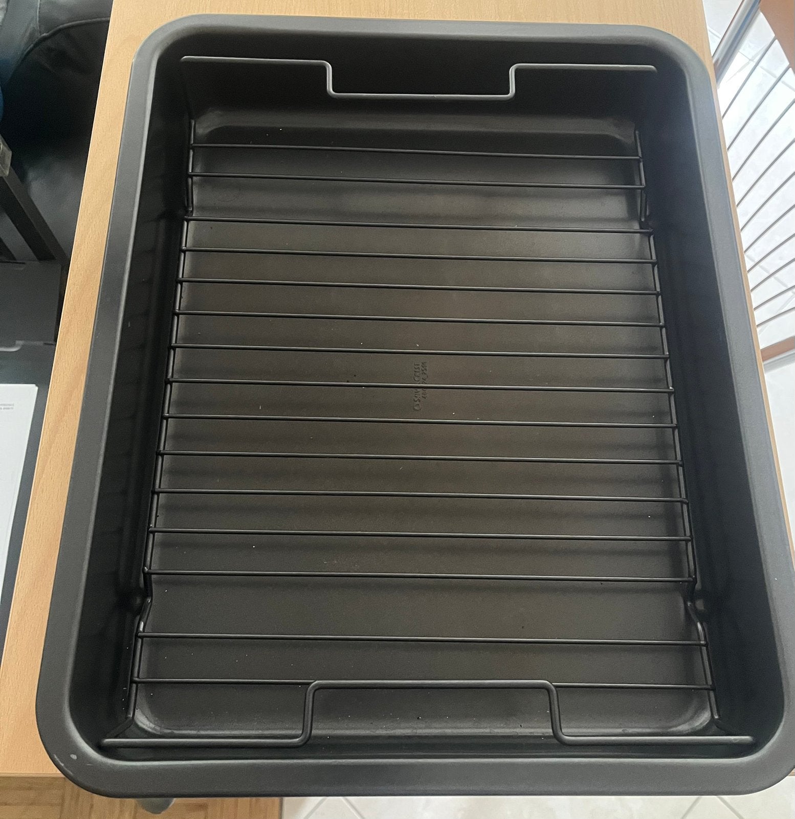 Ovenschaal met rooster - 40x32x6cm, Ophalen, Zo goed als nieuw