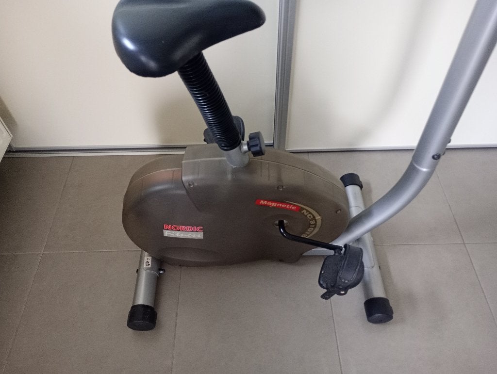 Hometrainer, Enlèvement, Comme neuf, Vélo d'appartement