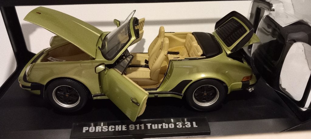 1/18 Porsche 911 930 Turbo 3.3L Cabriolet 1987 Olive Green, Enlèvement ou Envoi, Comme neuf, Voiture, Norev