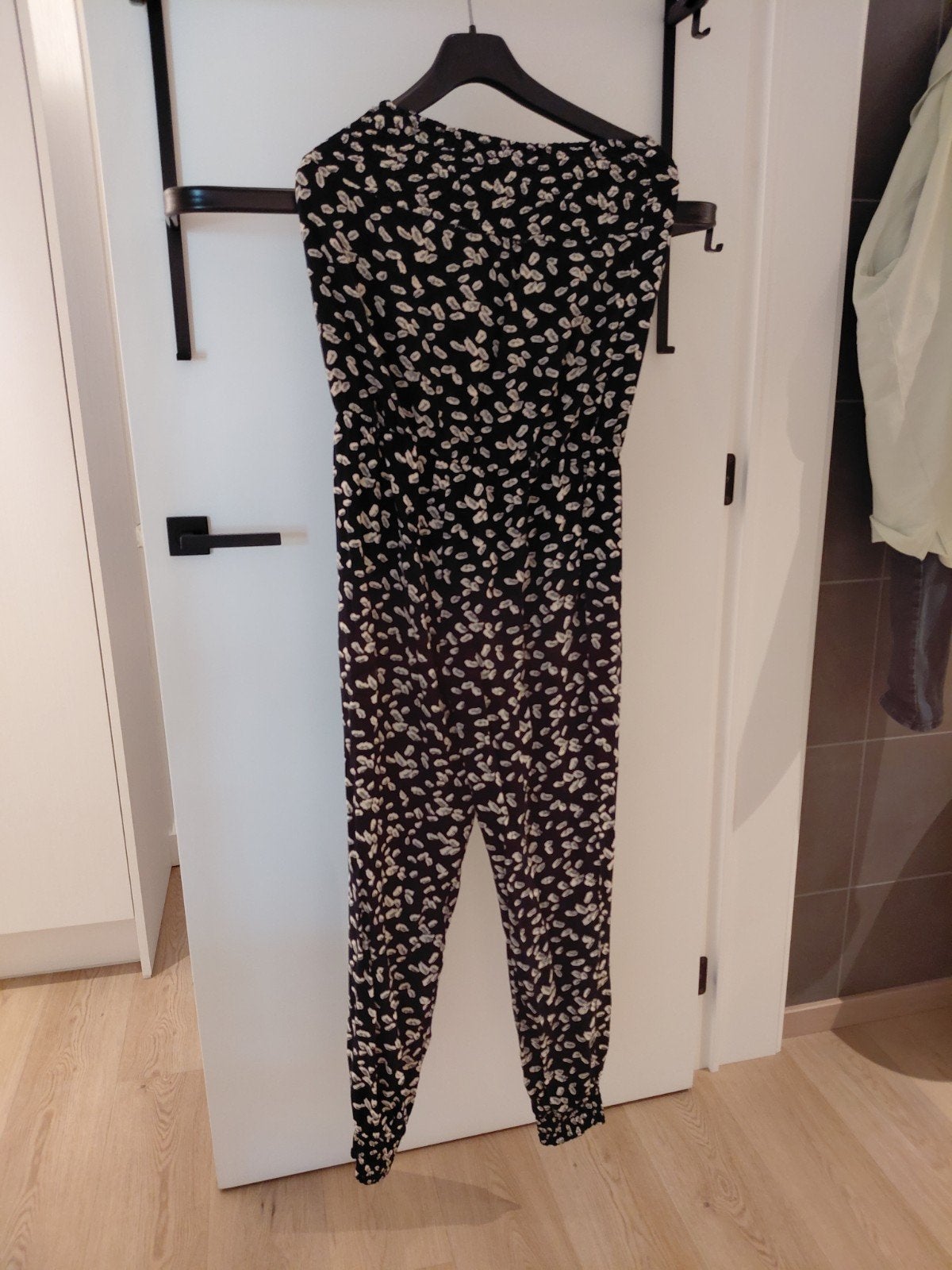 jumpsuit, strapless , lange broek, Kleding | Dames, Jumpsuits, Ophalen, Zwart, Maat 42/44 (L), Zo goed als nieuw