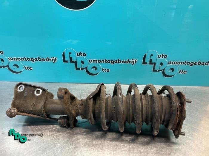 Schokdemperpoot links-voor van een Landrover Freelander, -, -, Ophalen of Verzenden, -