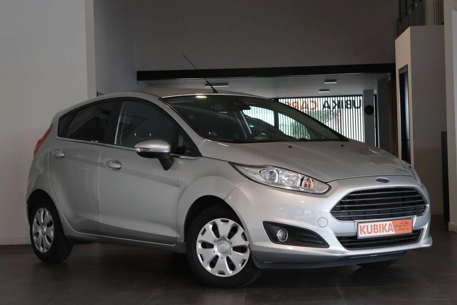 Ford Fiesta Fiesta 1.0 EcoBoost Titanium PowerShift BT ParkS, Auto's, Automaat, Gebruikt, 1121 kg, Bedrijf