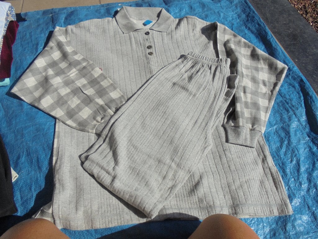 meisjes pak broek en pul nieuw 10-12jaar, Ophalen of Verzenden, Broek