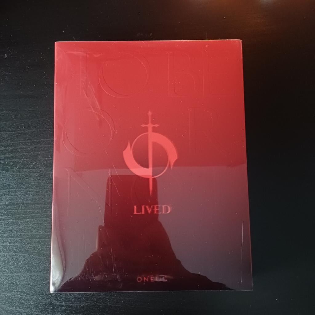 Oneus album, Ophalen
