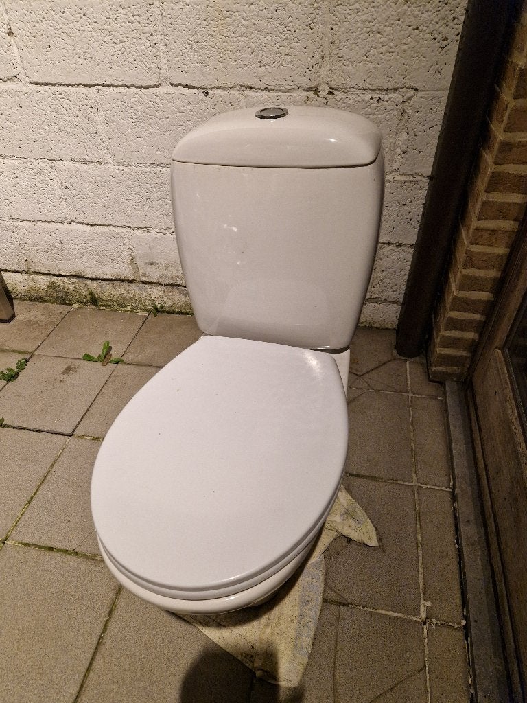WC, Enlèvement, Utilisé