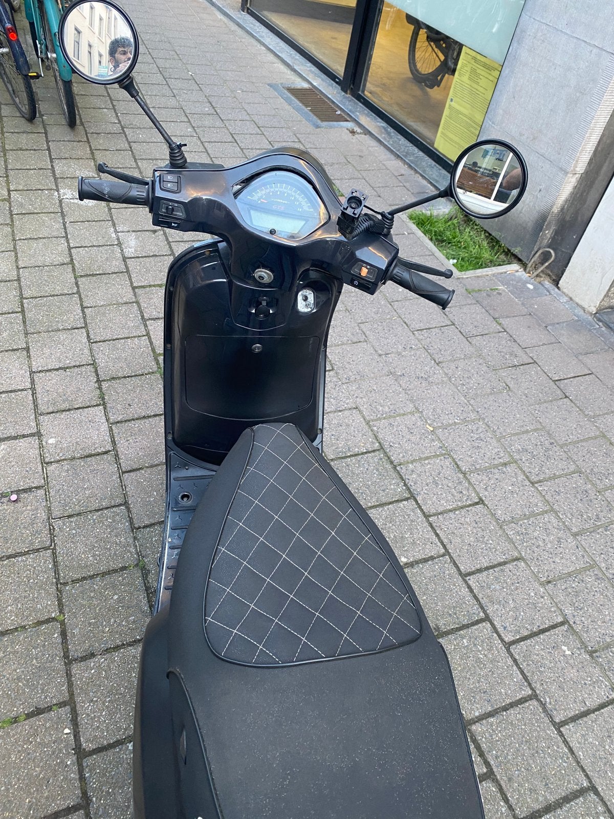 GTS Scooter met papieren - €350, Ophalen of Verzenden, Zo goed als nieuw, Benzine, Peugeot