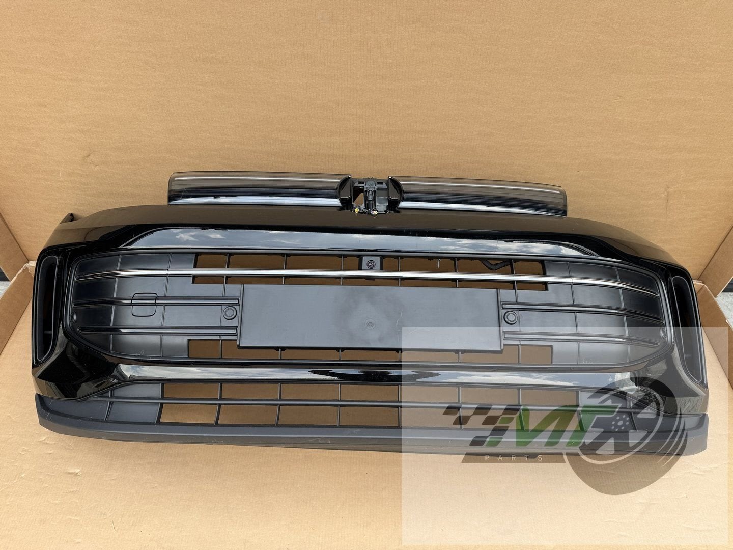 VW Tiguan CT1 voorbumper 571853677C LY9T BLACK PDC CAMERA, - kundenbetreuung@volkswagen.de, Gebruikt, Herkomst onderdeel bekend