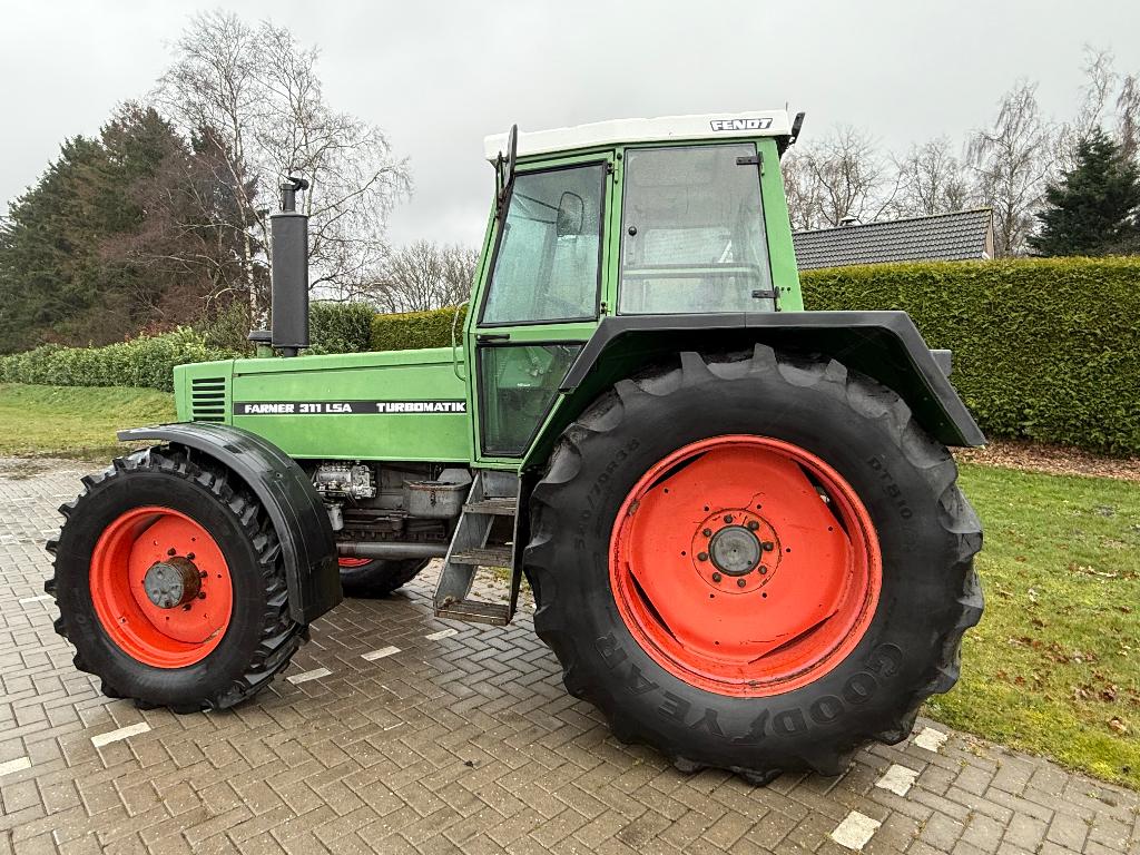 Fendt Farmer 311 lsa Turbomatik, Enlèvement