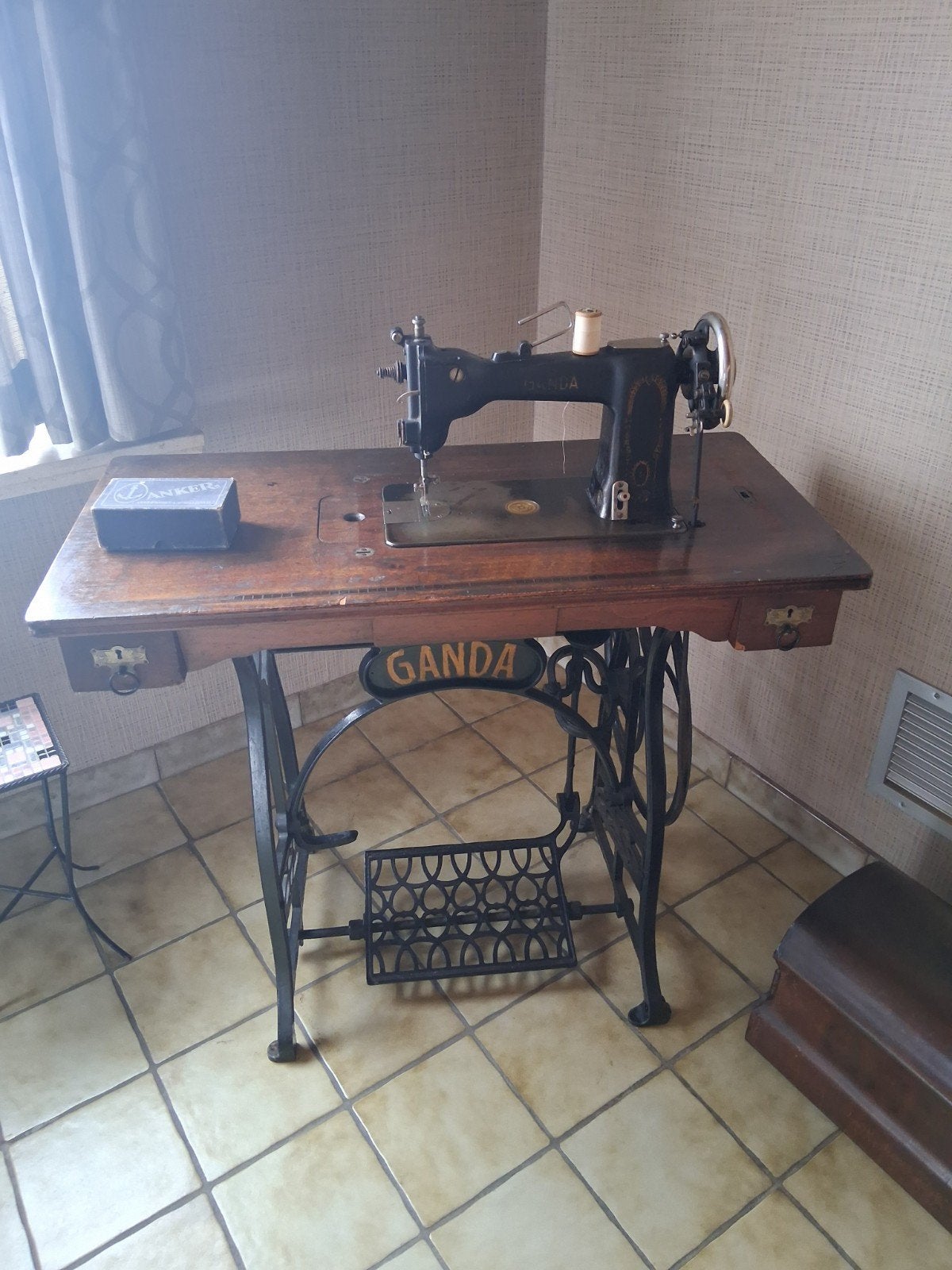 machine à coudre, Enlèvement