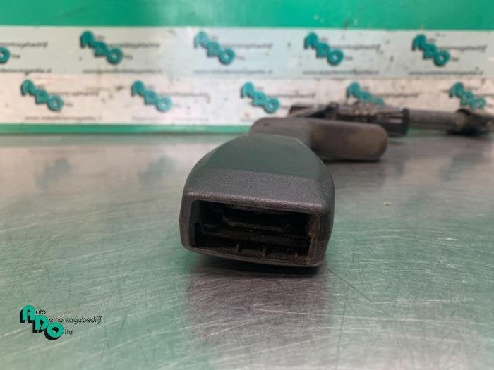 Insertion ceinture de sécurité avant gauche d'un Volvo V50, Autos : Pièces & Accessoires, -, 3 mois de garantie, -, -