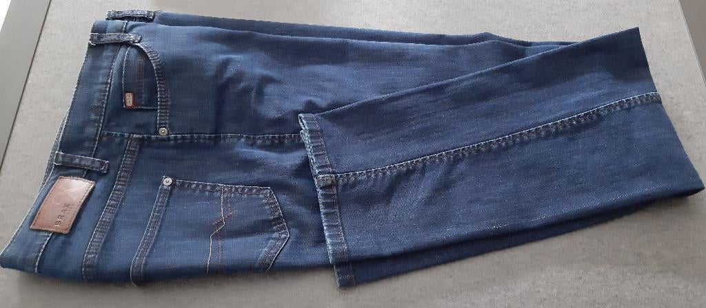 Te koop: Leuke jeansbroek van "Brax,carola" 31/34., "Brax, Carola", Enlèvement, Comme neuf, Bleu