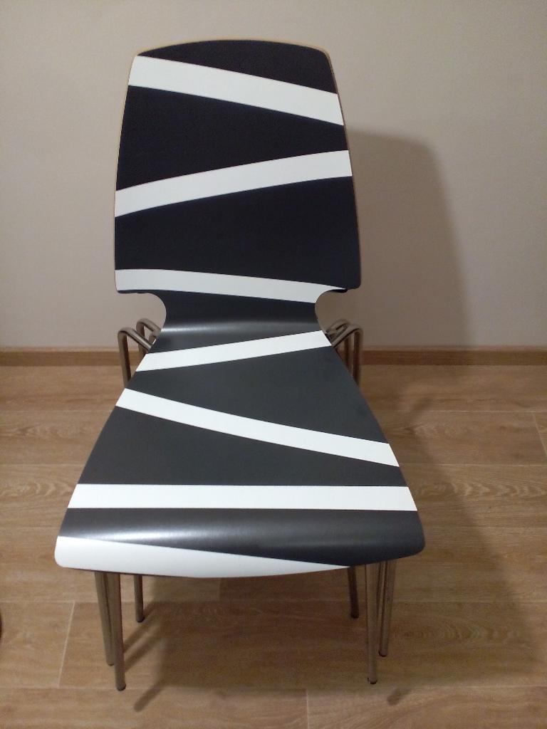 4 chaises Ikea, Autres couleurs, Comme neuf, Enlèvement, Bois
