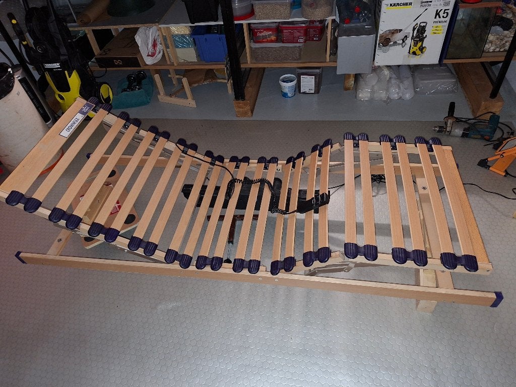 2 elektrische lattenbodems, Huis en Inrichting, Ophalen, Gebruikt, 70 cm of minder, Twijfelaar