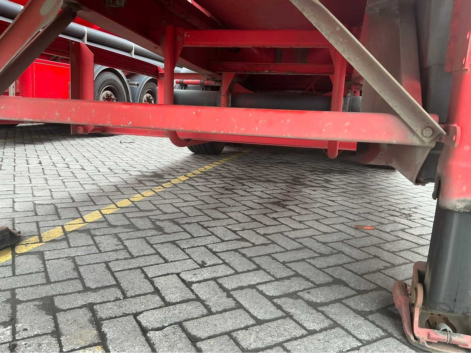 Remorque en vrac Spitzer Eurovrac SK2760CAL OS 2007 (75160-5, Autos, Camions, Achat, Entreprise, Autres carburants, Remorques et Semi-remorques