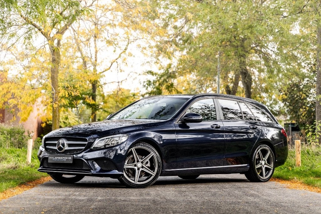 Mercedes C180d Break * Facelift * Camera * Navi * LED *, Autos, 90 kW, Euro 6, Entreprise, Boîte manuelle
