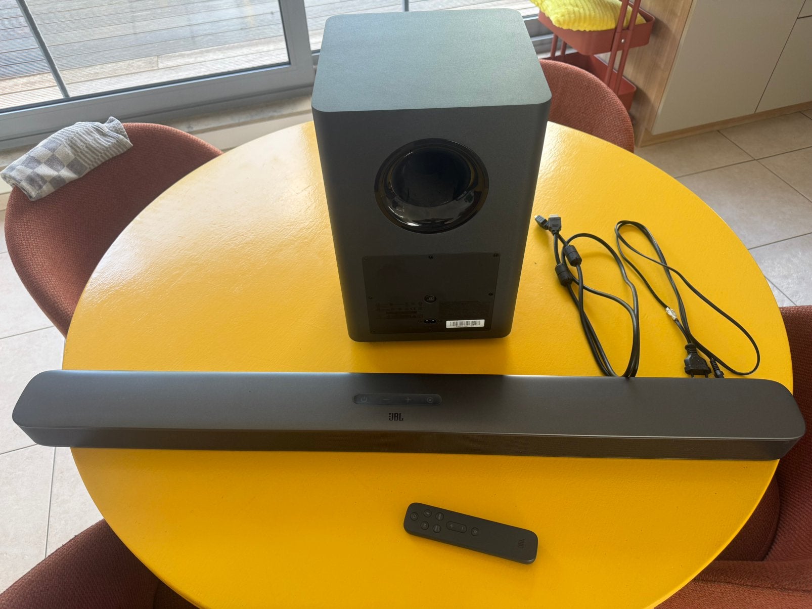 Jbl soundbar 2.1, Ophalen