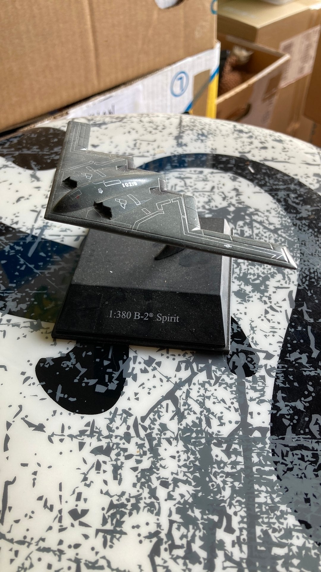 1:380 B-2 Spirit Stealth Bommenwerper met Standaard, Ophalen of Verzenden, Zo goed als nieuw, Schaalmodel