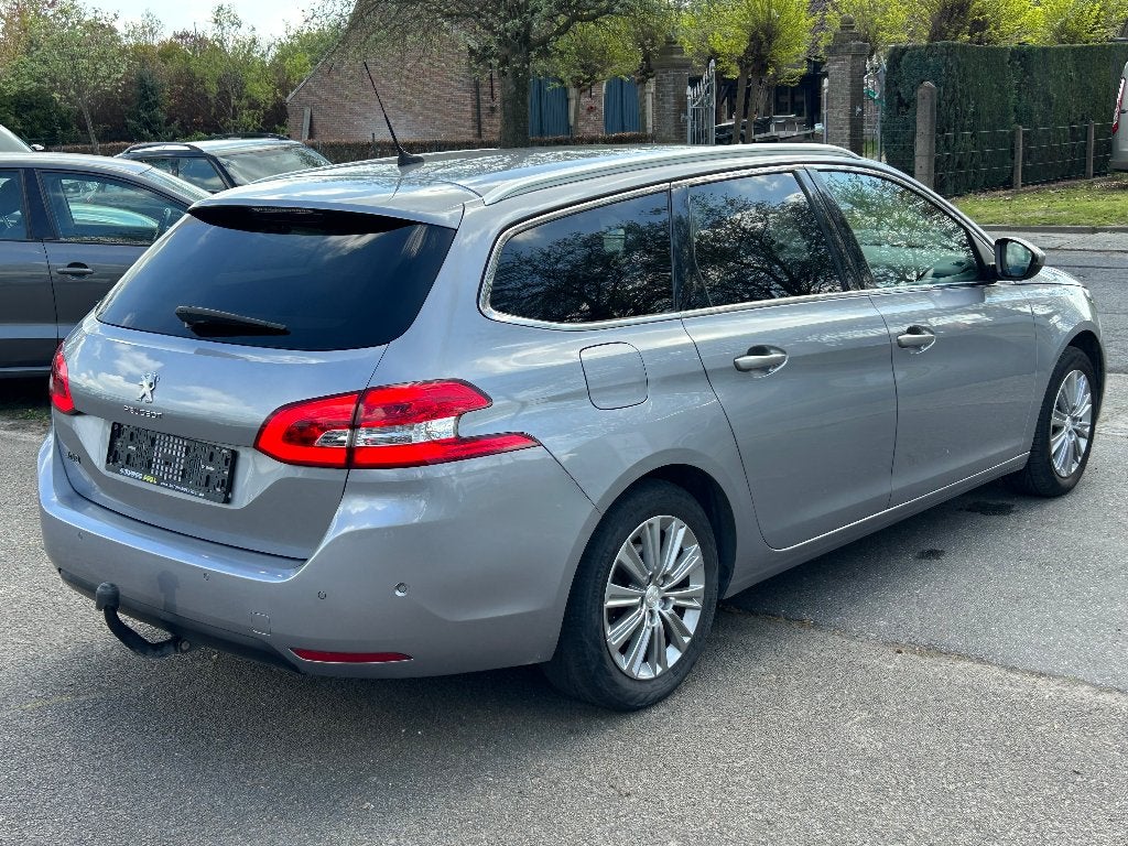 Peugeot 308, 1.5HDi, 2021, 101.860Km, Automaat, Full Opt.,, Auto's, 4 cilinders, Leder en Stof, https://public.car-pass.be/vhr/2e20ceec-f60f-45de-8cdc-132234cde4f9
