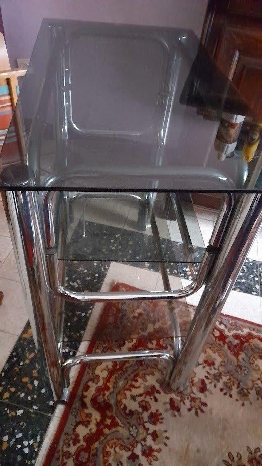 Sixtees vintage Chrome TV meubel tafel met glas op wieltjes, Ophalen, Zo goed als nieuw, Rechthoekig, Glas