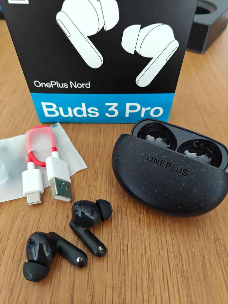 onePlus Buds 3 pro, Télécoms, Neuf, Détection de port, Enlèvement, Intra-auriculaires (Earbuds)