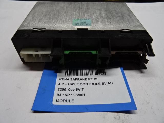UNITE ELECTRONIQUE Renault Safrane I (7700811457), Utilisé, Renault