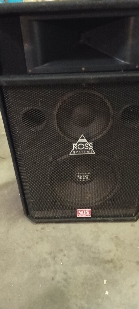 2x 3weg speakers ROSS 300 watt RMS, Audio, Tv en Foto, Gebruikt, Speakerset, Ophalen, 150 watt of meer