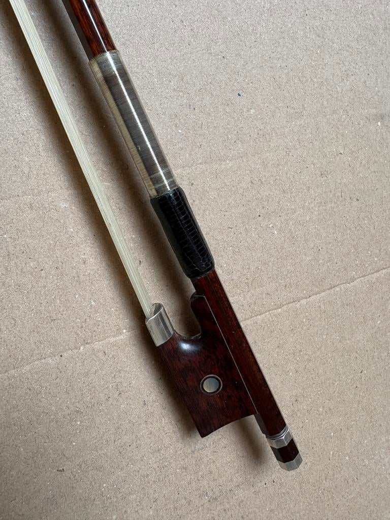 4/4 strijkstok voor viool in amourette, Muziek en Instrumenten, Strijkinstrumenten | Violen en Altviolen, Ophalen of Verzenden