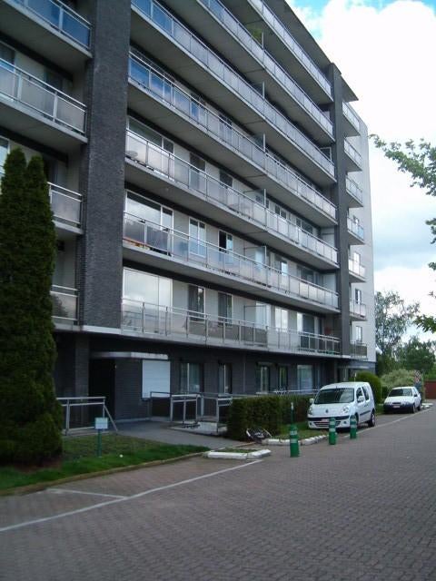 Pas gerenoveerd tweeslaapkamerappartement+terras HEVERLEE, Immo, 85 m², Appartement, 2 kamers, Leuven