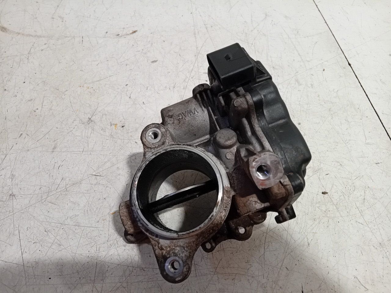 Egr klep Skoda Superb, Van der Ven Autorecycling B.V., Gebruikt, Ettenseweg 76, 4706 PB Roosendaal, The Netherlands, Herkomst onderdeel bekend