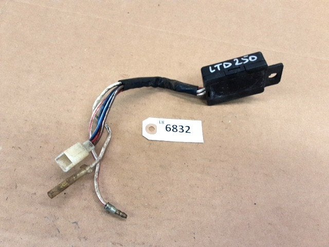 LTD250 1983 - 1985 Kawasaki Elektrische component D1-50248, Motos