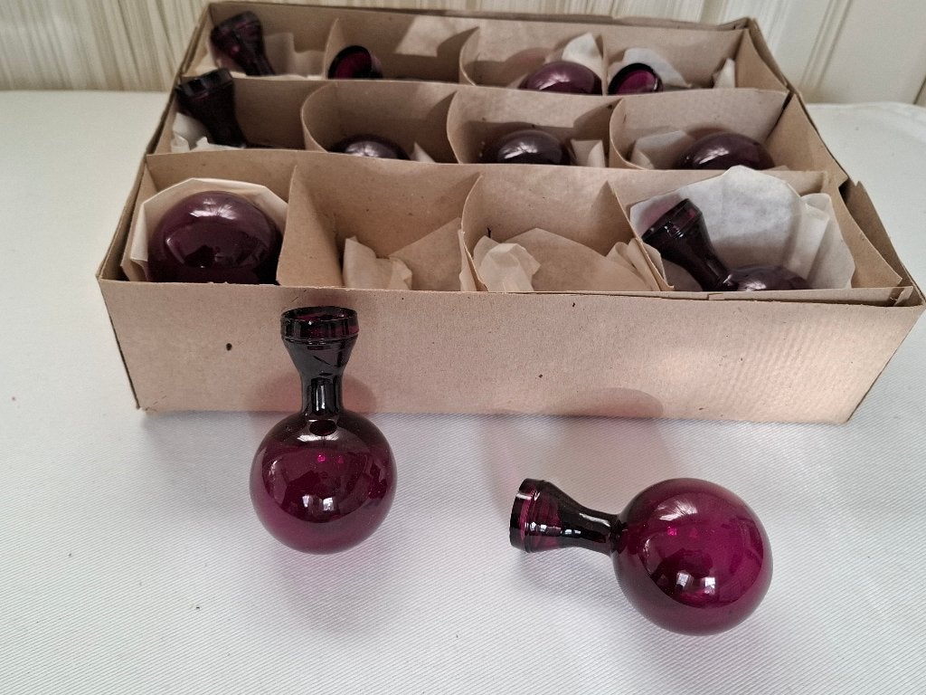 VINTAGE set mini hangvaasjes in amethistkleurig glas, Ophalen