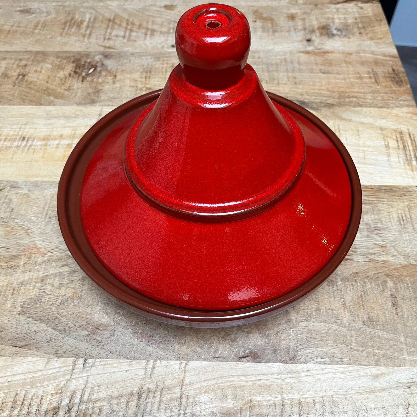 Tajine 27cm, Maison & Meubles, Cuisine | Casseroles & Poêles, Neuf, Enlèvement ou Envoi, Compatible lave-vaisselle, Tajine
