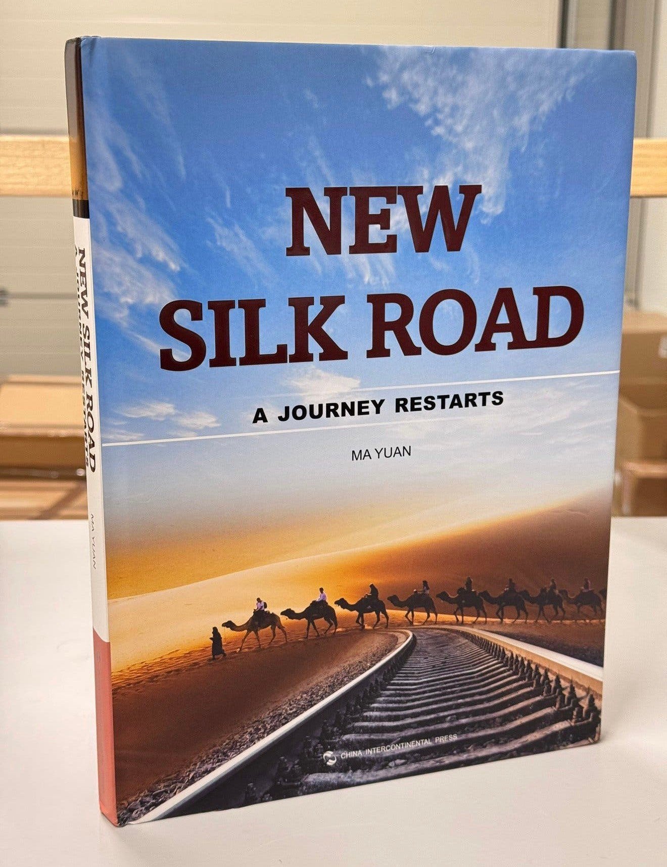 New Silk Road A Journey Restarts Ma Yuan hardcover zeldzaam, Boeken, Ophalen of Verzenden, Nieuw, Azië