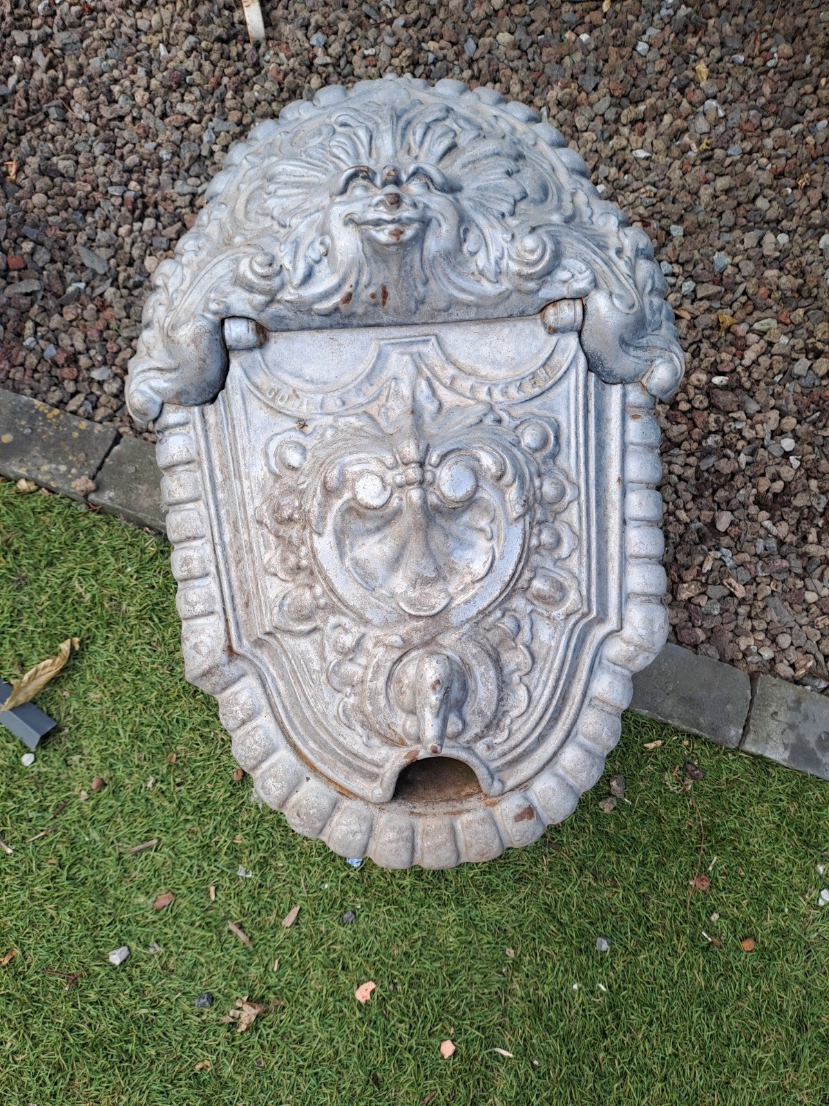 Antieken kolenbak, Ophalen