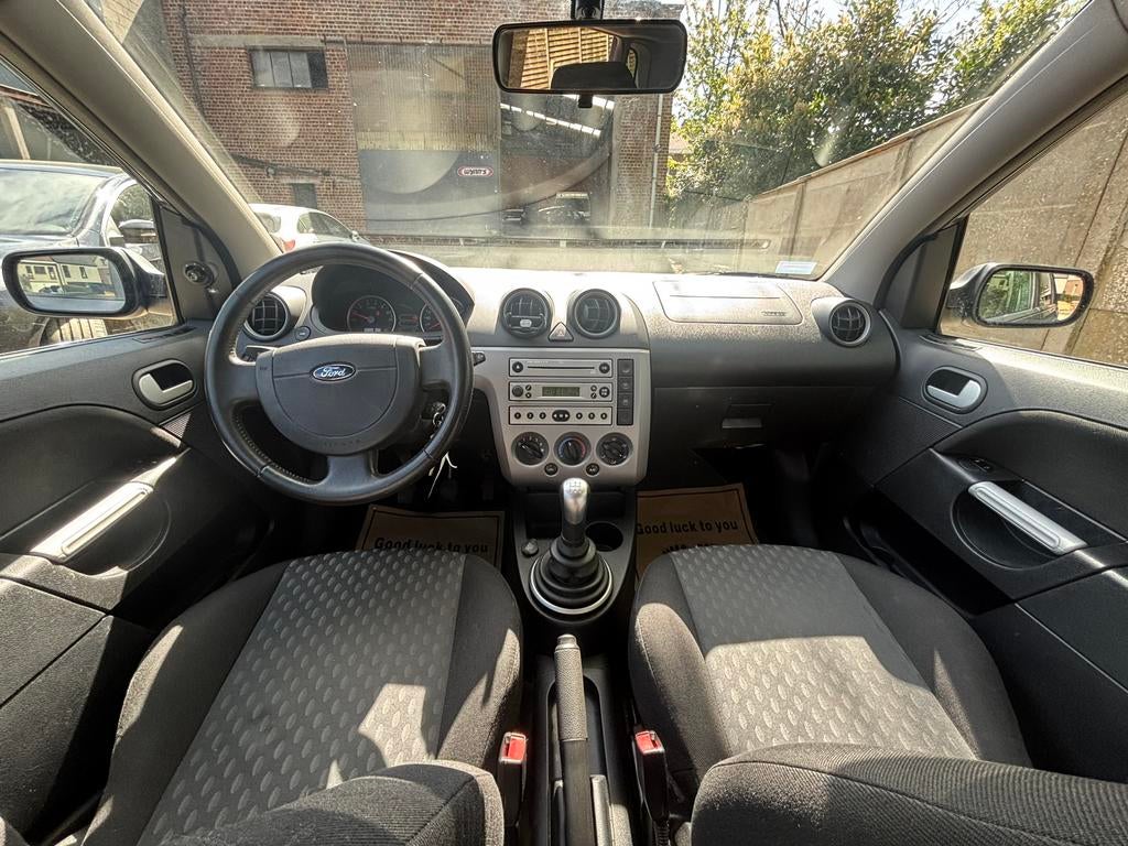 FORD FIESTA 1.3 ESSENCE 95.000km!, Autos, Argent ou Gris, Achat, https://public.car-pass.be/vhr/7e946b10-672d-4df5-b5cf-3ef484172e44