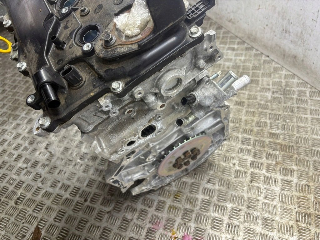 Moteur A25AFXS Nu TOYOTA RAV, Envoi, Utilisé, Skoda