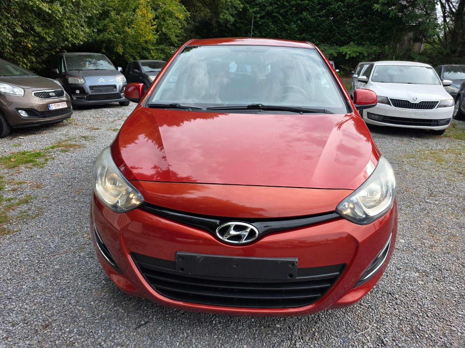 hyundai i20.1.3 essence 5porte 2013 204809km roule très bien, Autos, Rouge, Euro 5, Achat, Entreprise