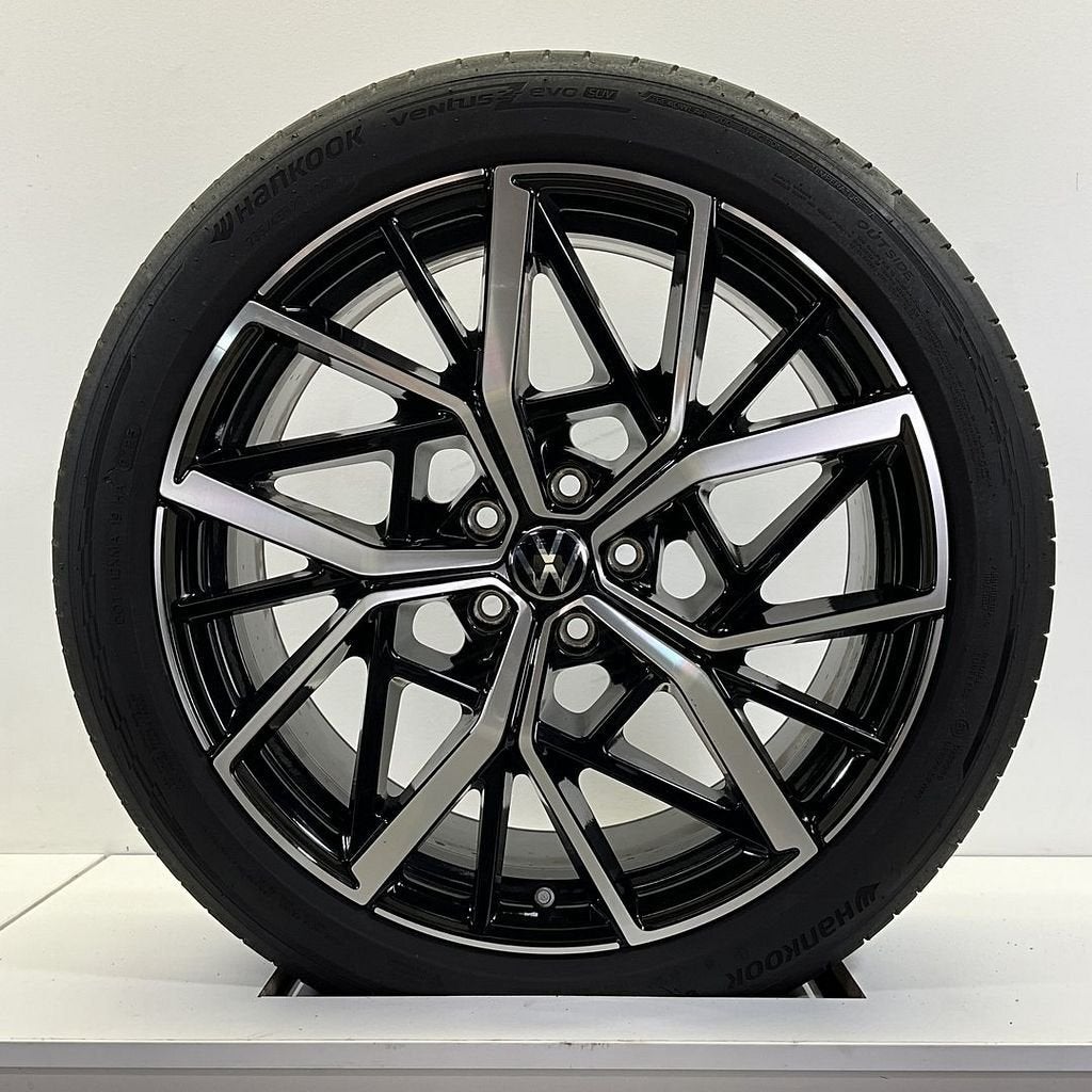 VOLKSWAGEN TIGUAN lll EN TAYRON SET VELGEN + ZOMERBANDEN 20, Gebruikt, -, -, Banden en Velgen