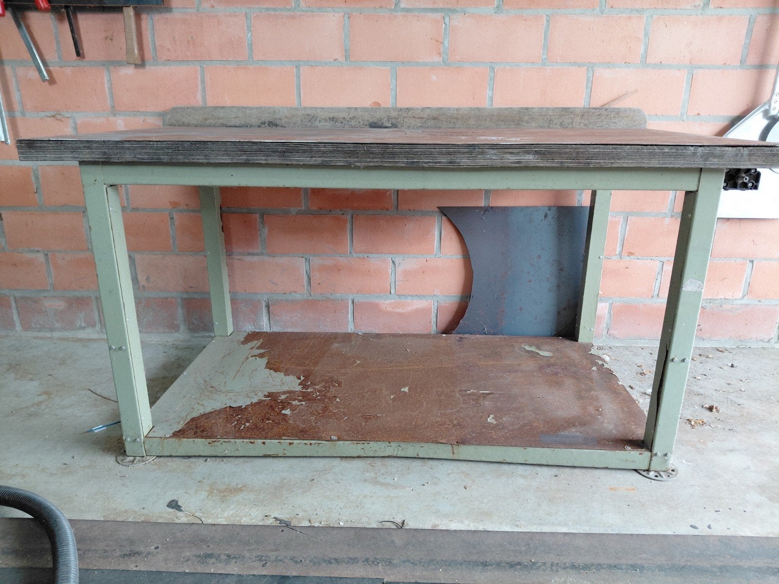 Metalen werktafel hydraulisch te verhogen, Ophalen