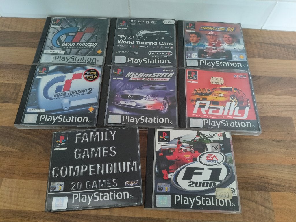 Lot de 8 jeux ps1, Games en Spelcomputers, Games | Sony PlayStation 1, Gebruikt, Racen en Vliegen, Ophalen of Verzenden, 3 spelers of meer