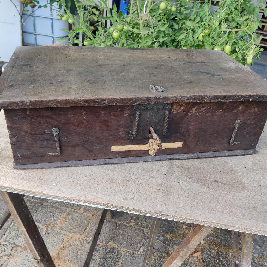 antieke houten reiskoffer, Antiek en Kunst, Ophalen of Verzenden