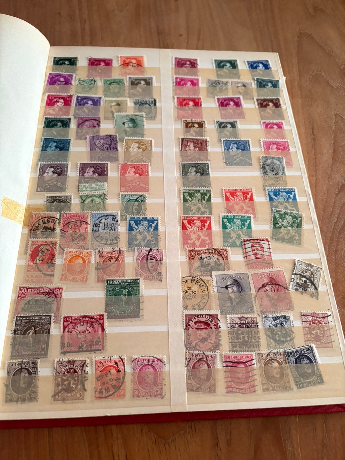 Lot de 636 timbres anciens, Postzegels en Munten, Postzegels | Nederlands-Indië en Nieuw-Guinea, Ophalen, Postfris, Nieuw-Guinea