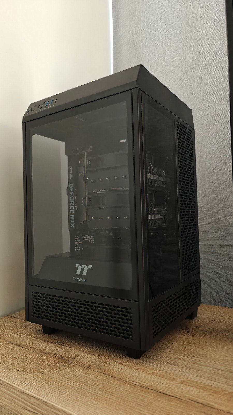 Living room Gaming PC - RTX 3060 12GB, Custom Gaming Pc, 32 GB, Comme neuf, 4 Ghz ou plus