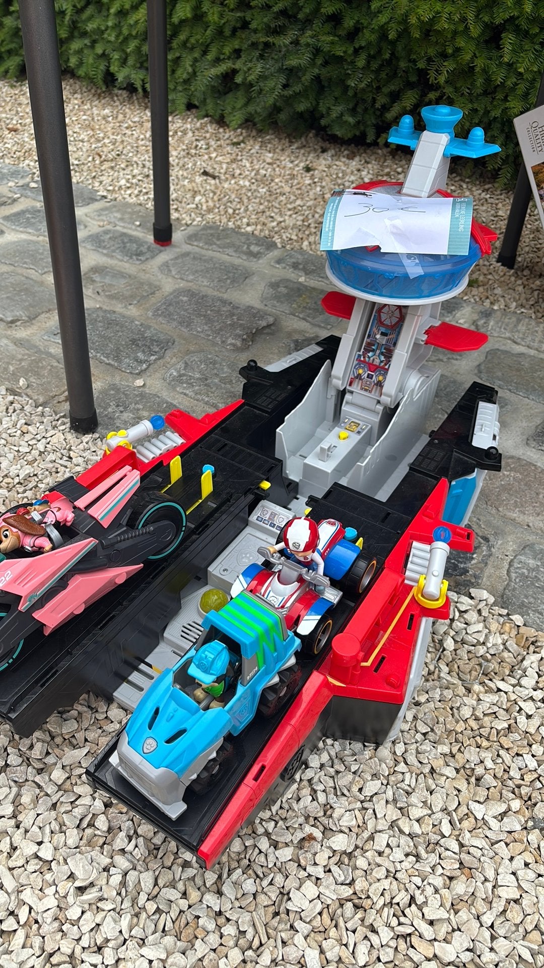 Paw patrol vliegdekschip, Ophalen, Zo goed als nieuw