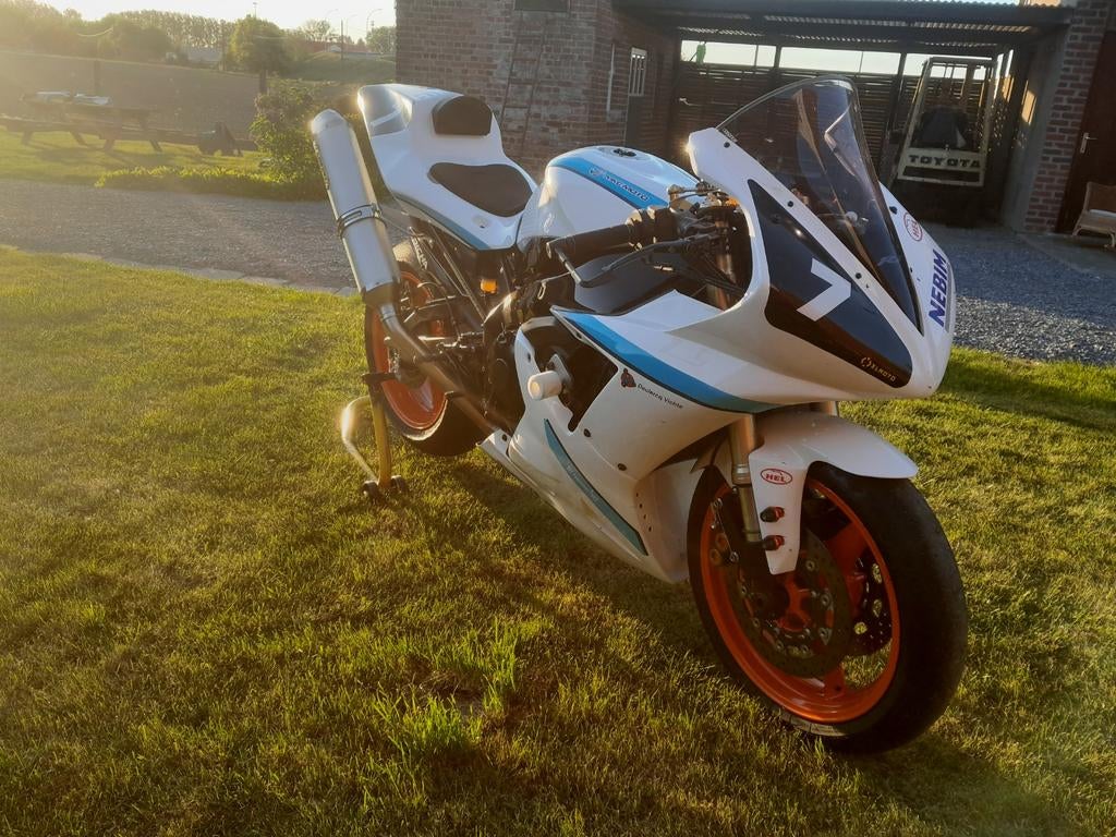 Yamaha r1 2003 injectie circuit motor met 16 000km, Motoren