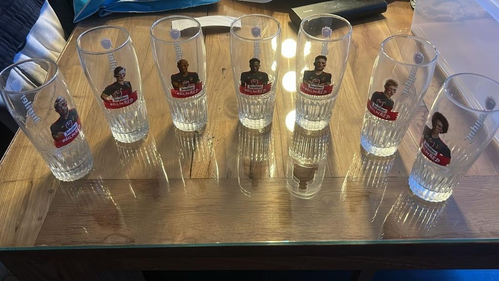 Rode Duivels "Red Devils" Jupiler bierglazen: 7 stuks, Verzamelen, Ophalen, Zo goed als nieuw, Bierglas