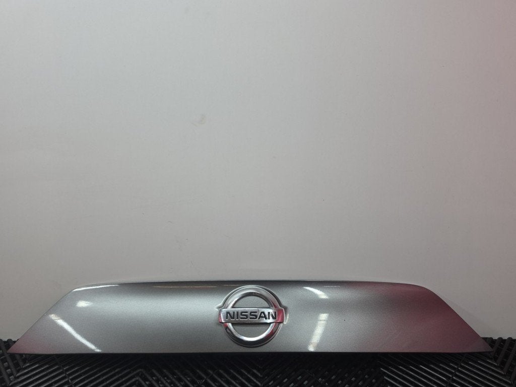 POIGNEE COFFRE / HAYON ARRIERE Nissan Qashqai (J11), Germany@nissan-services.eu, Kronenweg 38
50389  Wesseling, DE, Utilisé, Nissan
