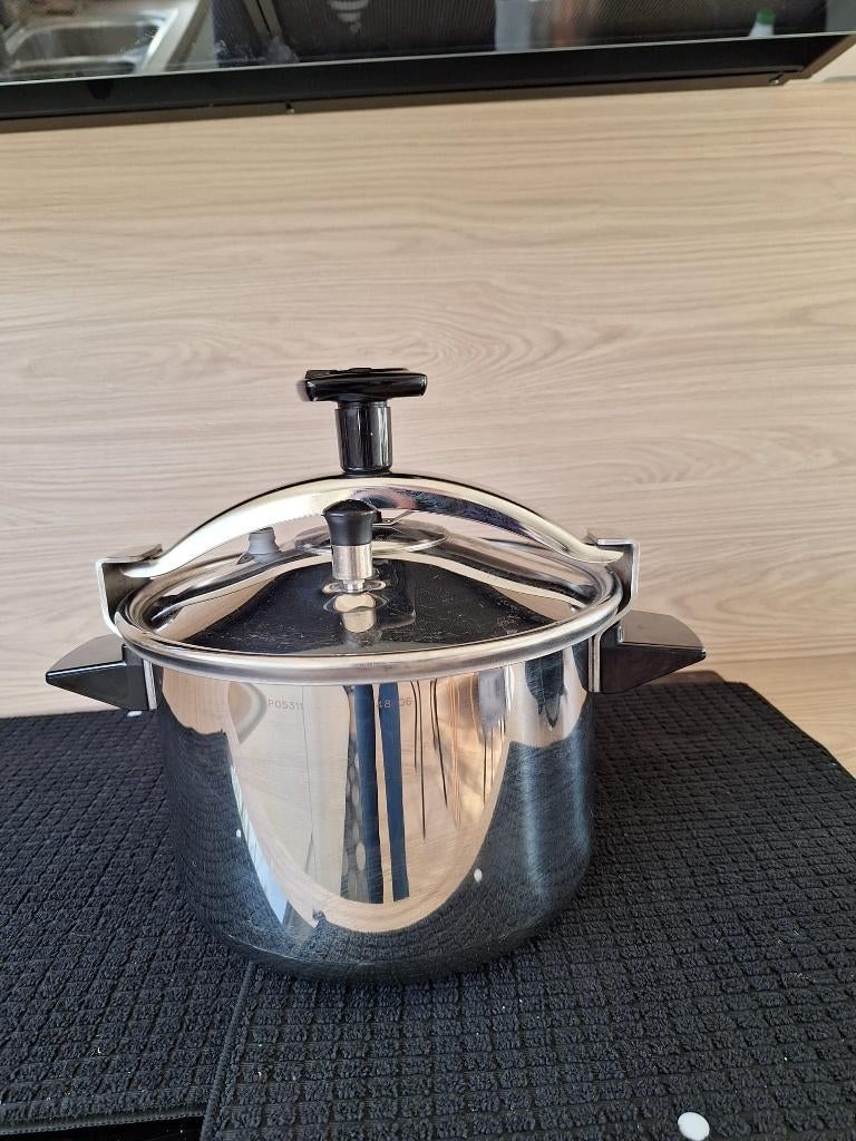 casserole à pression, Inox, Comme neuf, Plaques à induction, Enlèvement