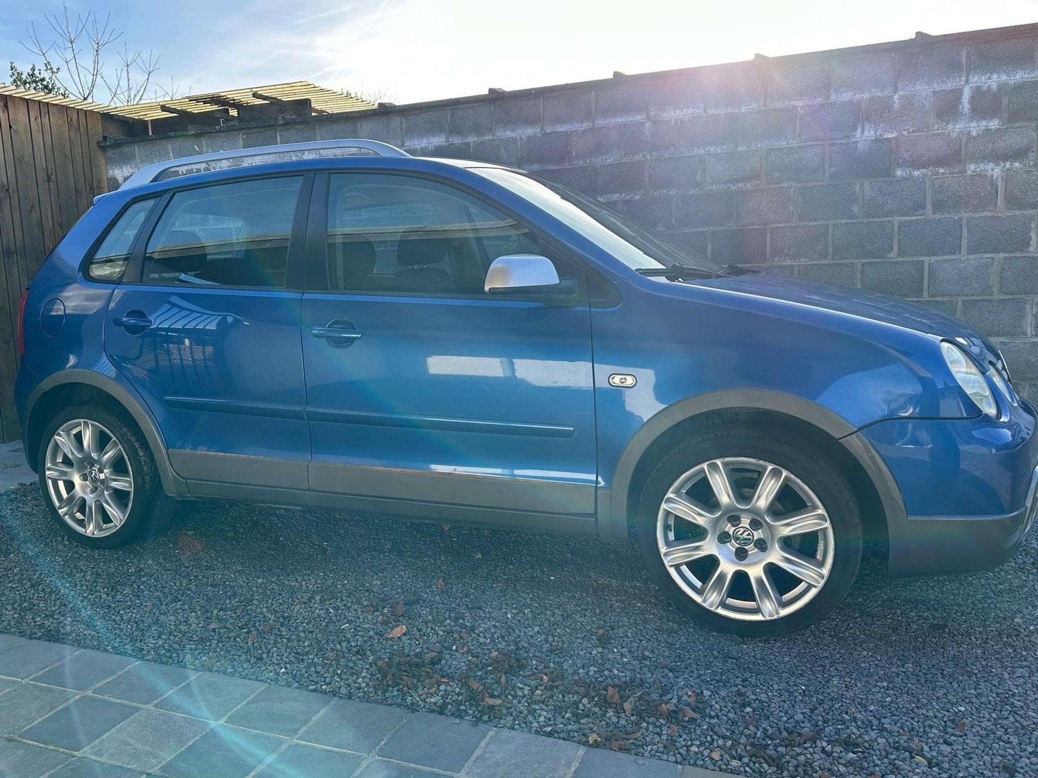 Volkswagen Polo Cross 1.4i Fun Airco Navigatie CarPlay BT, Auto's, Voorwielaandrijving, Stof, Zwart, 4 cilinders